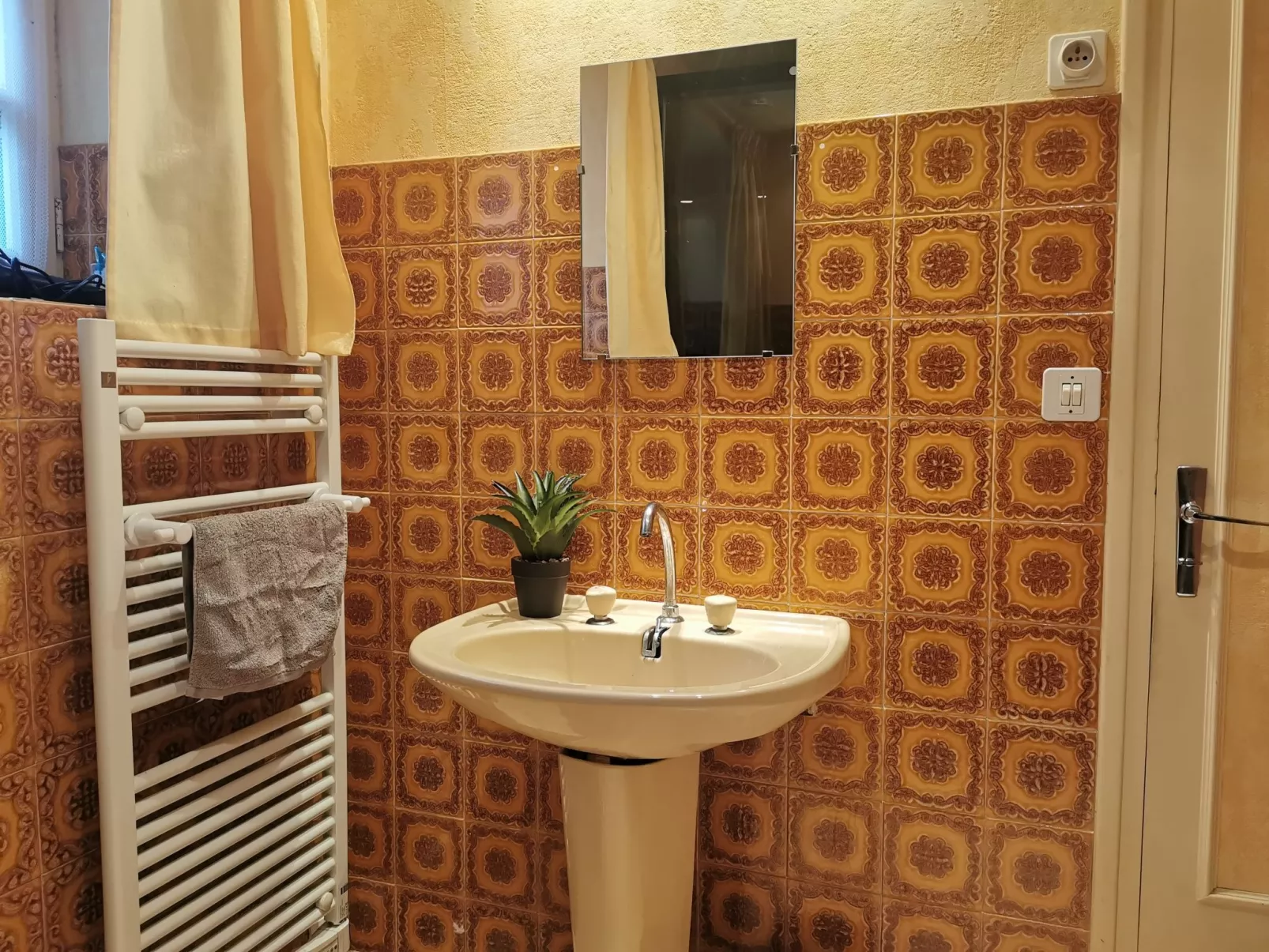 La maison bleue-Inside