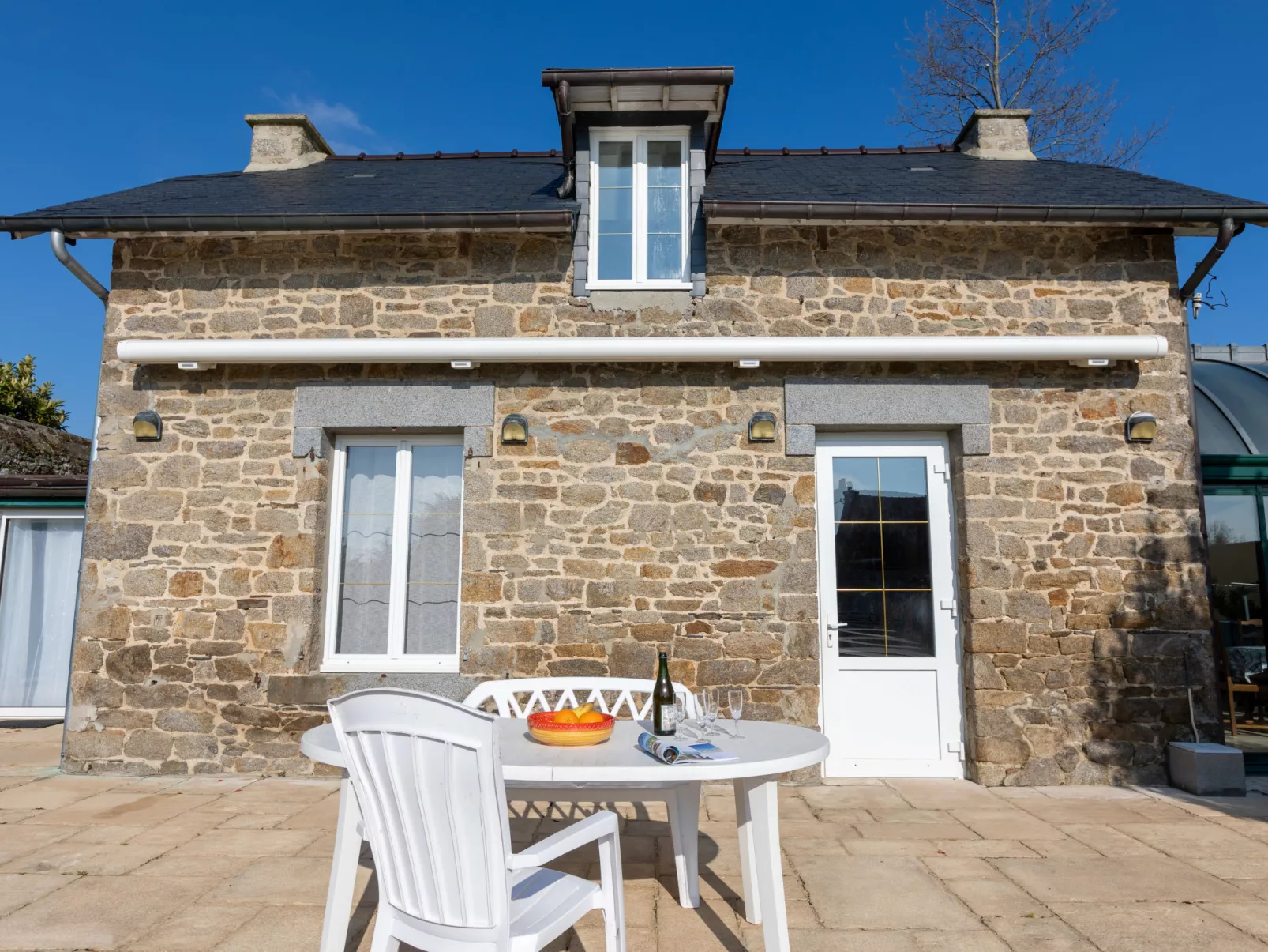 La houle-Outside
