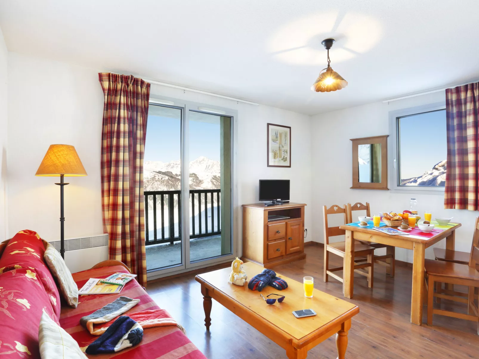 Le Hameau de Balestas-Inside