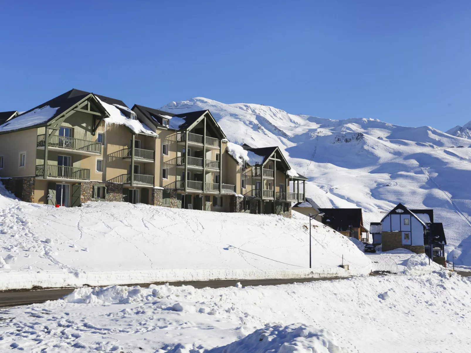 Le Hameau de Balestas-Outside
