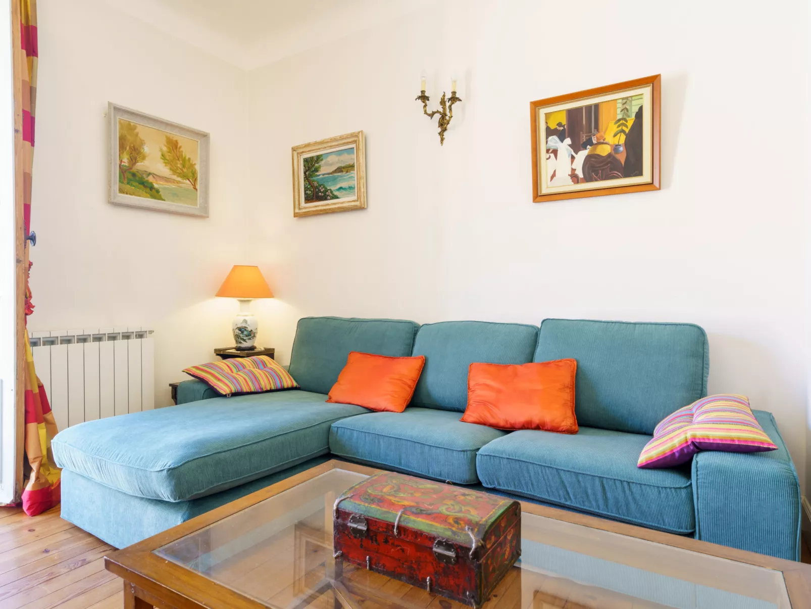 Maison Simonne-Inside