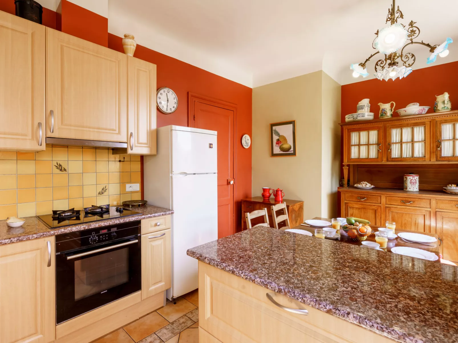 Maison Simonne-Inside