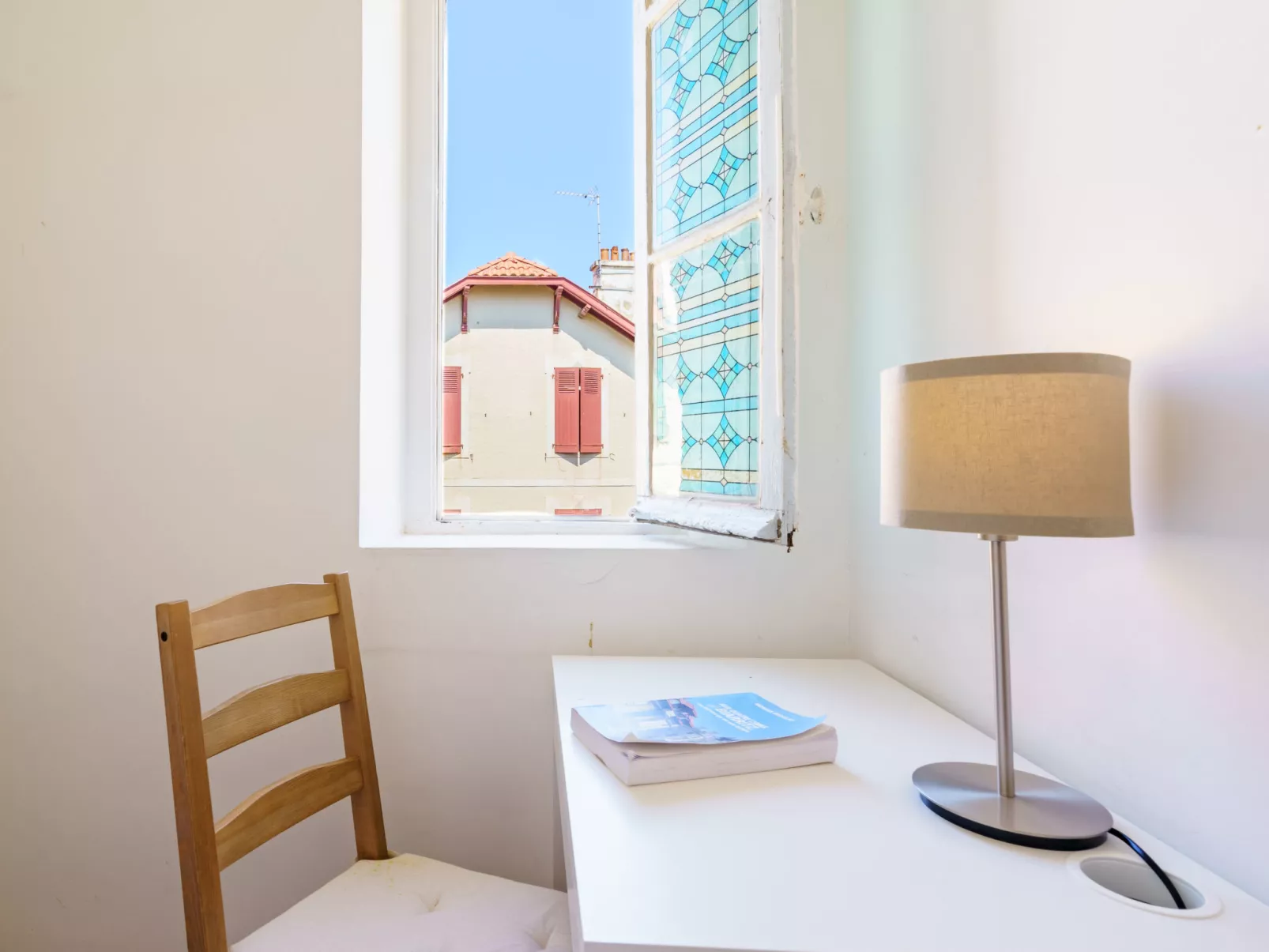 Maison Simonne-Inside