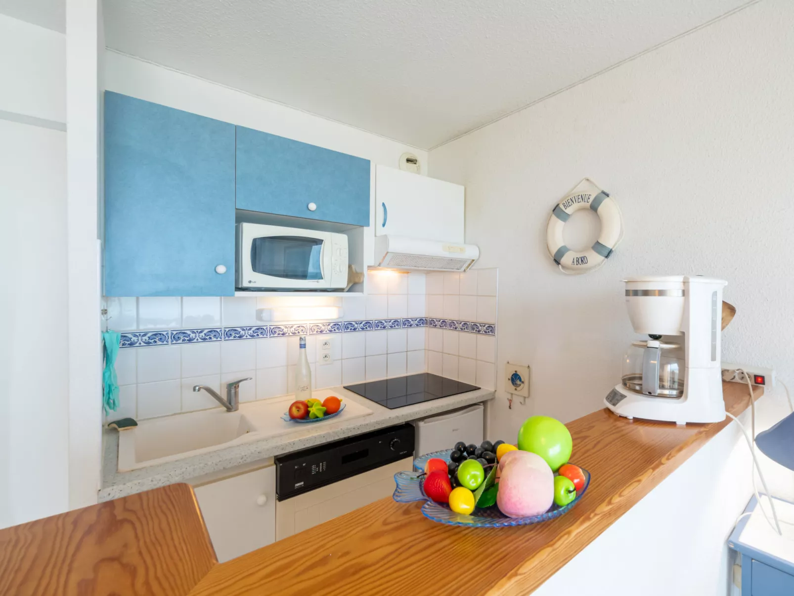 Les hauts de la corniche-Inside