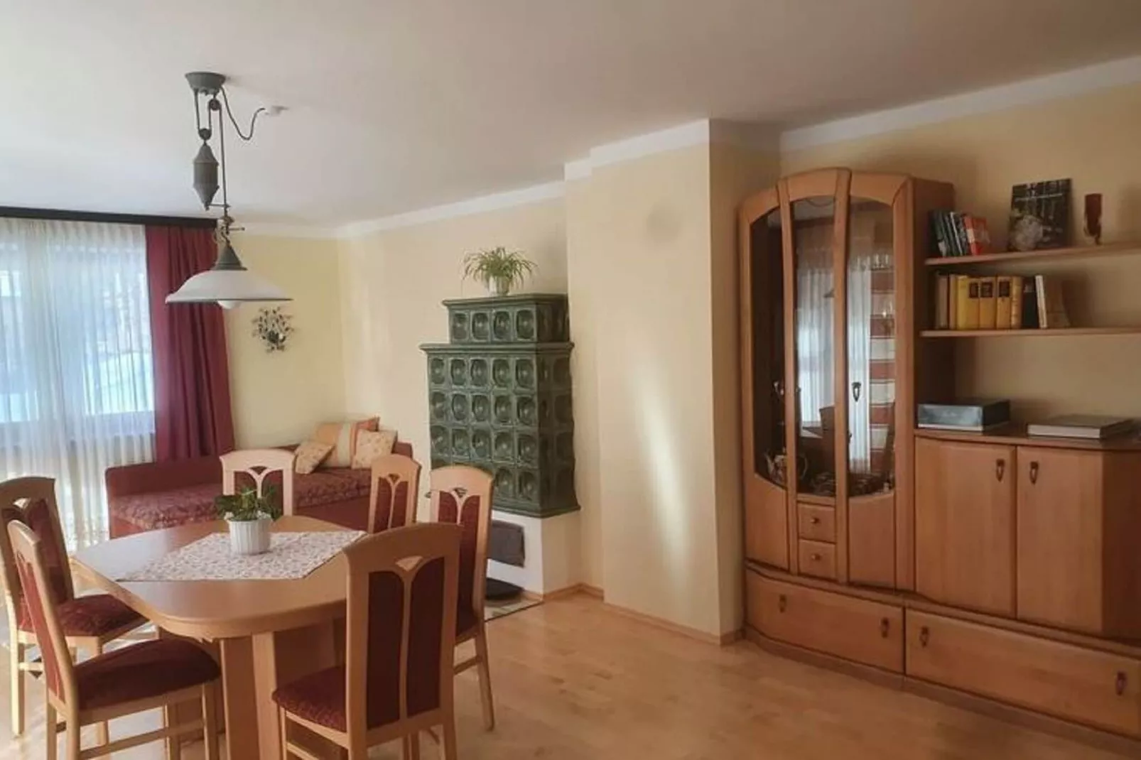 Haus Altmelon-Dining room