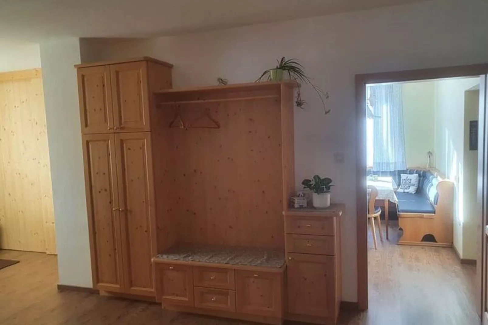Haus Altmelon-Dining room