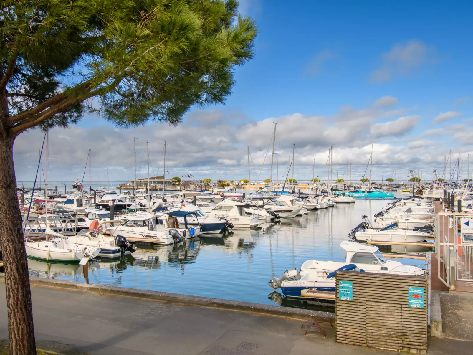 Grand voile-Dehors