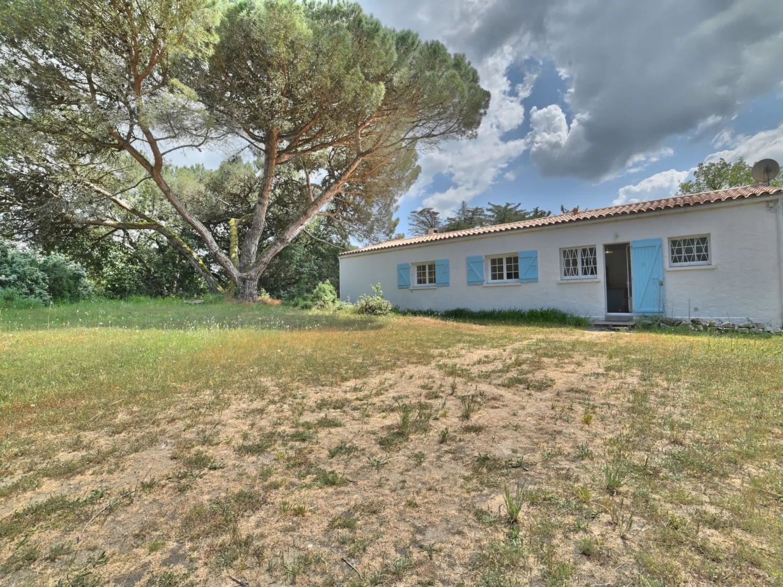 La Villa des Sables-Draußen