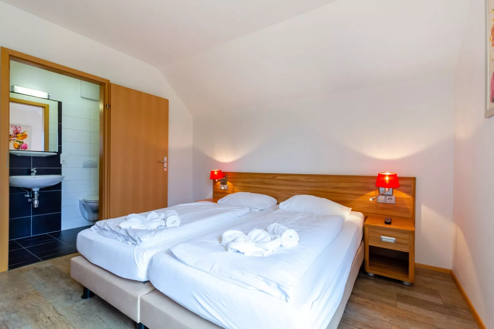 Luxery Salzkammergut Chalet E-Bedroom