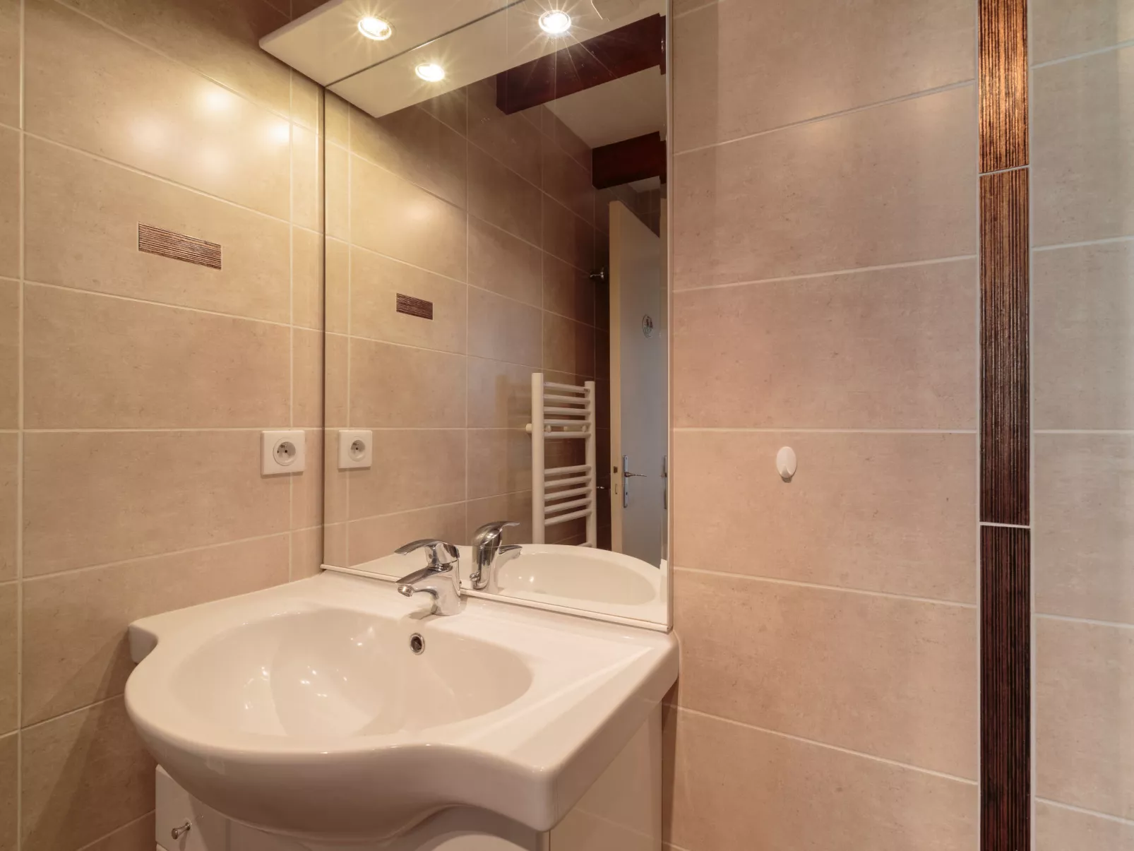 Hameau des Flots-Inside