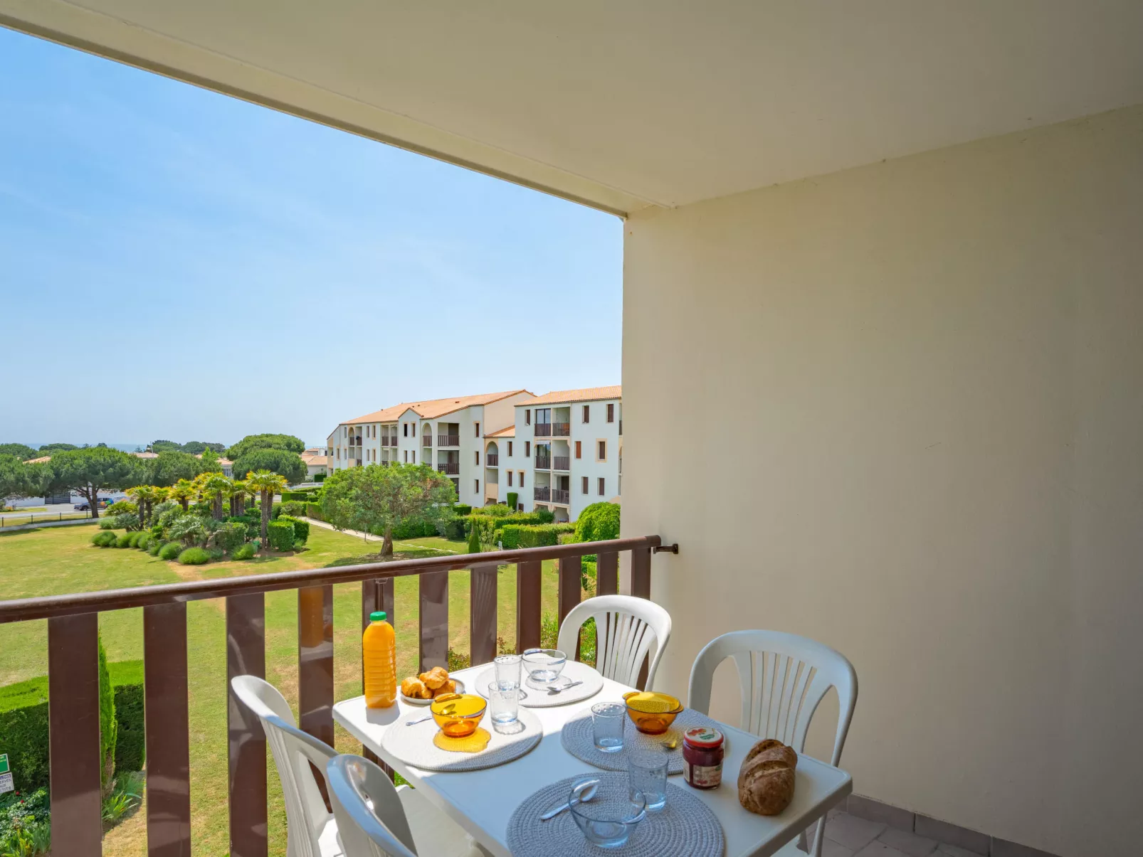 Les Balcons de l'Atlantique-Outside