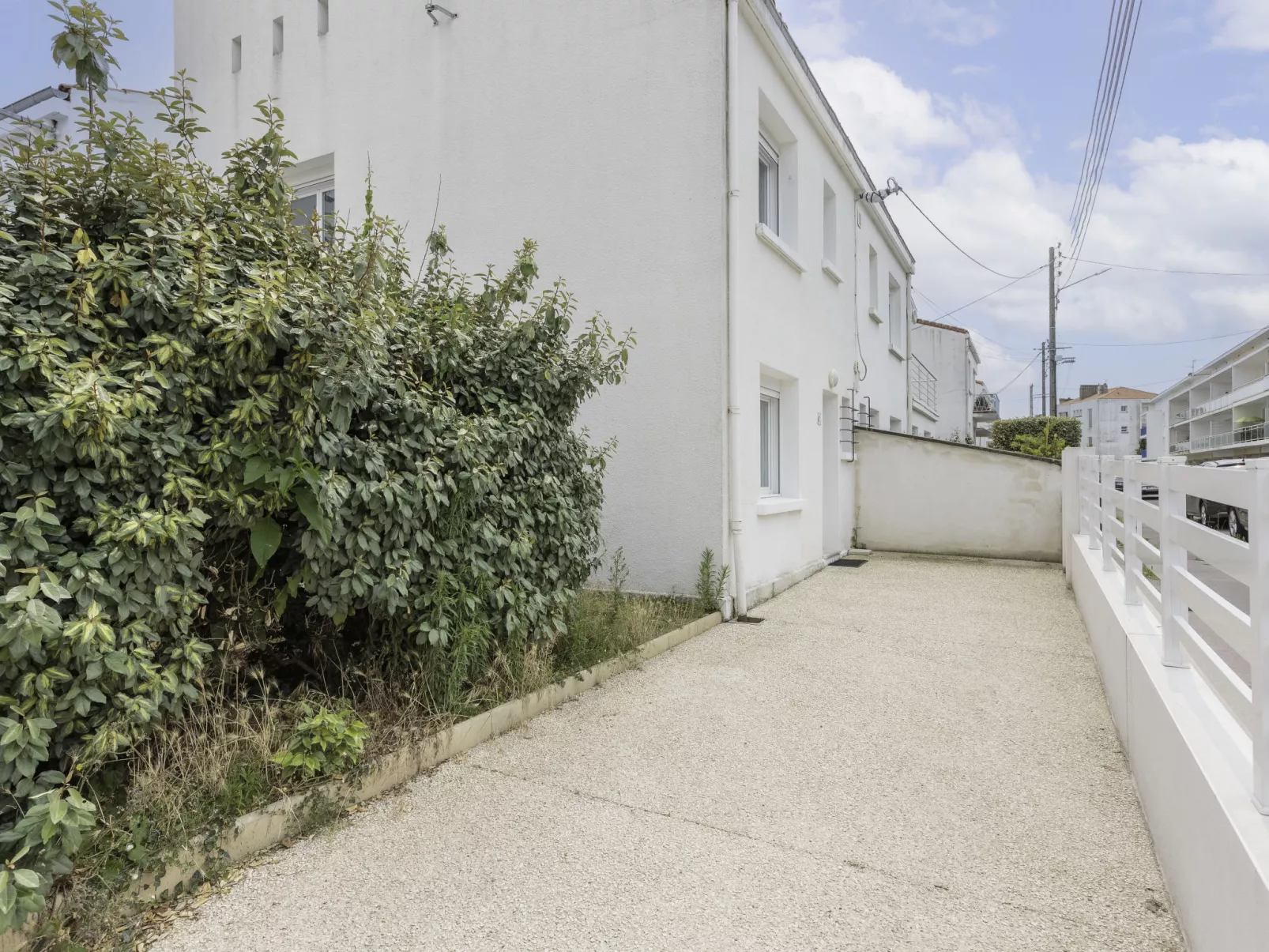 Les Sables-Outside