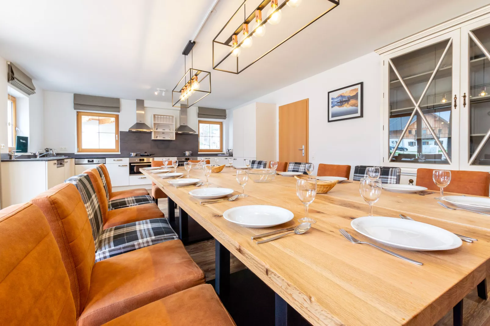 Luxery Salzkammergut Chalet H-Dining room