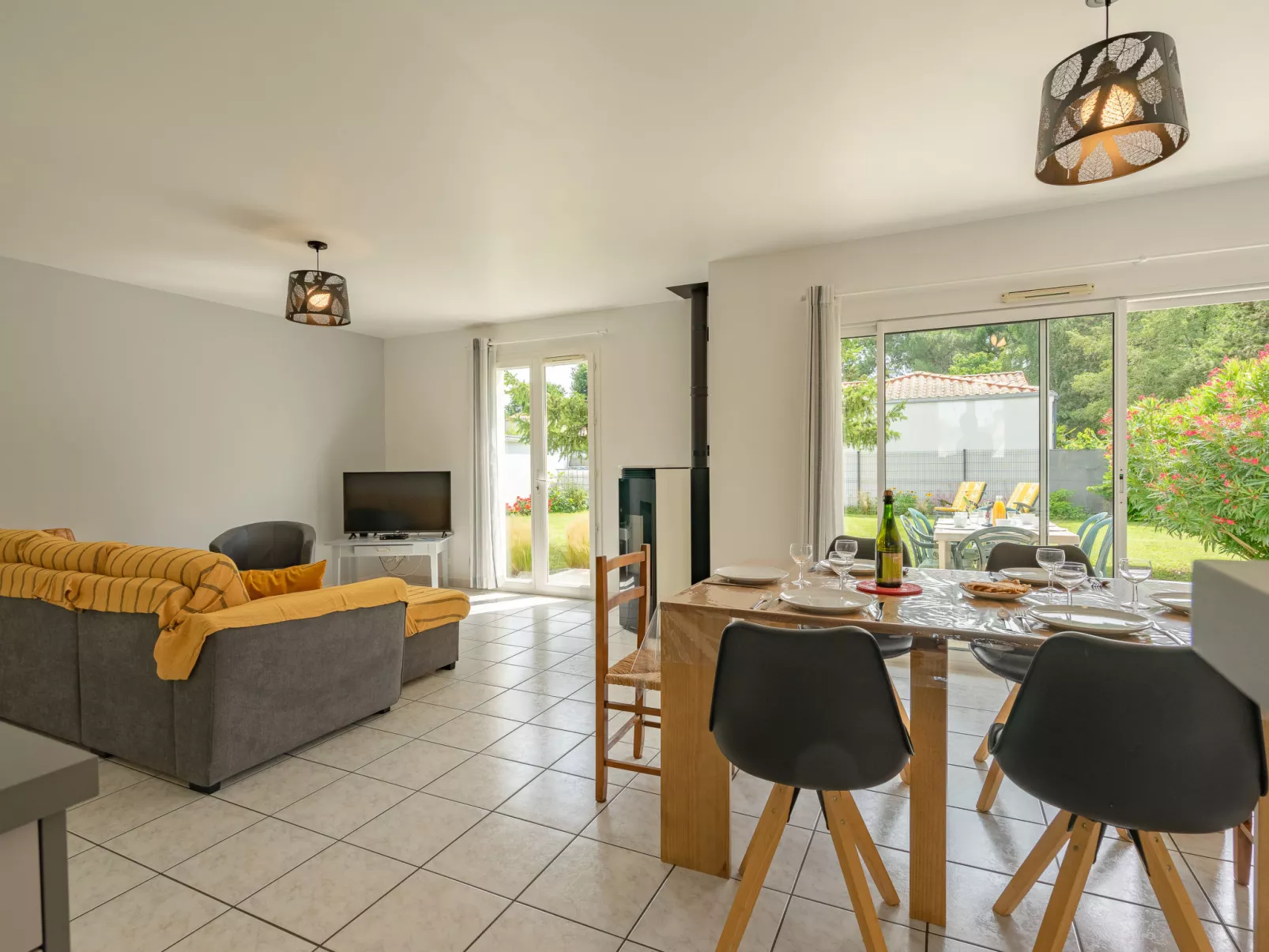 Villa Margarin-Inside