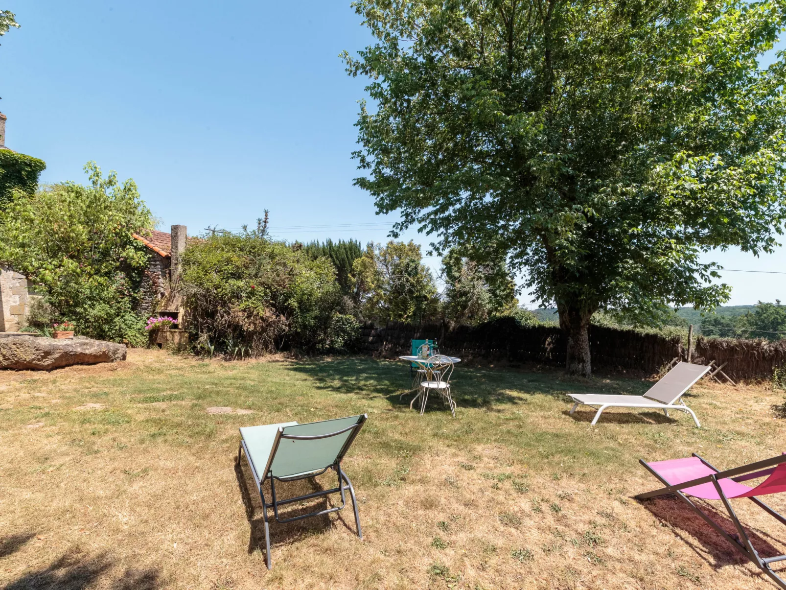 Le Jardin de Timothee-Dehors