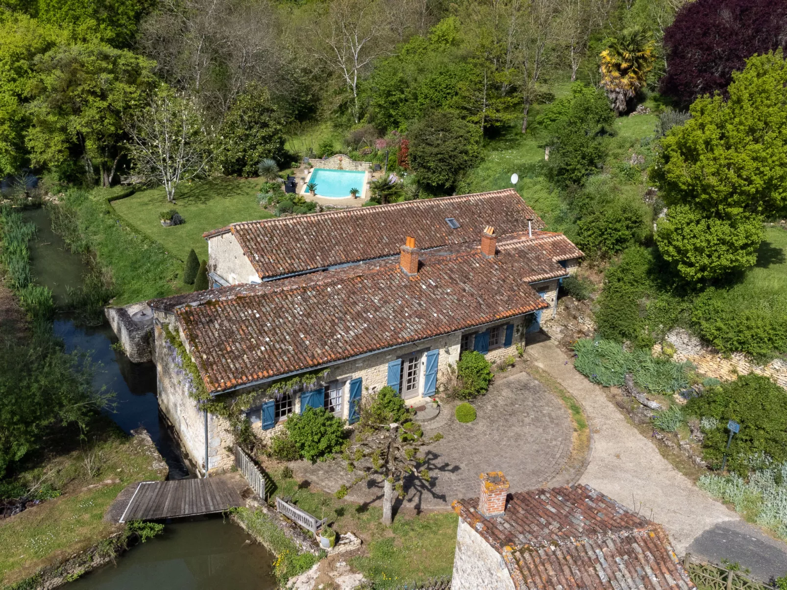 Moulin De Mois-Dehors
