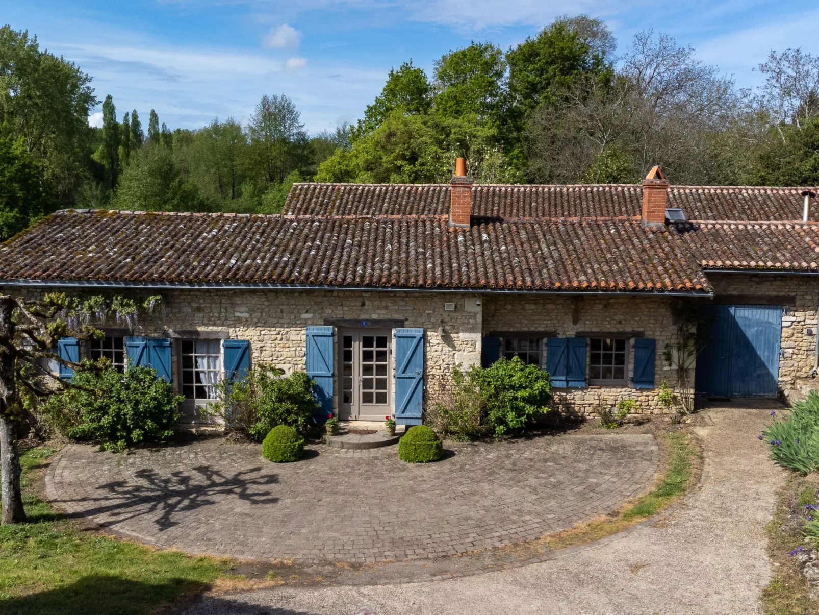 Moulin De Mois-Dehors