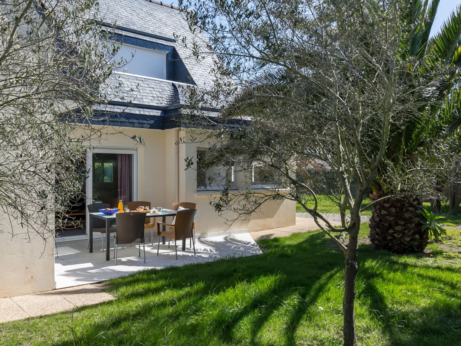 Le Triskell-Outside