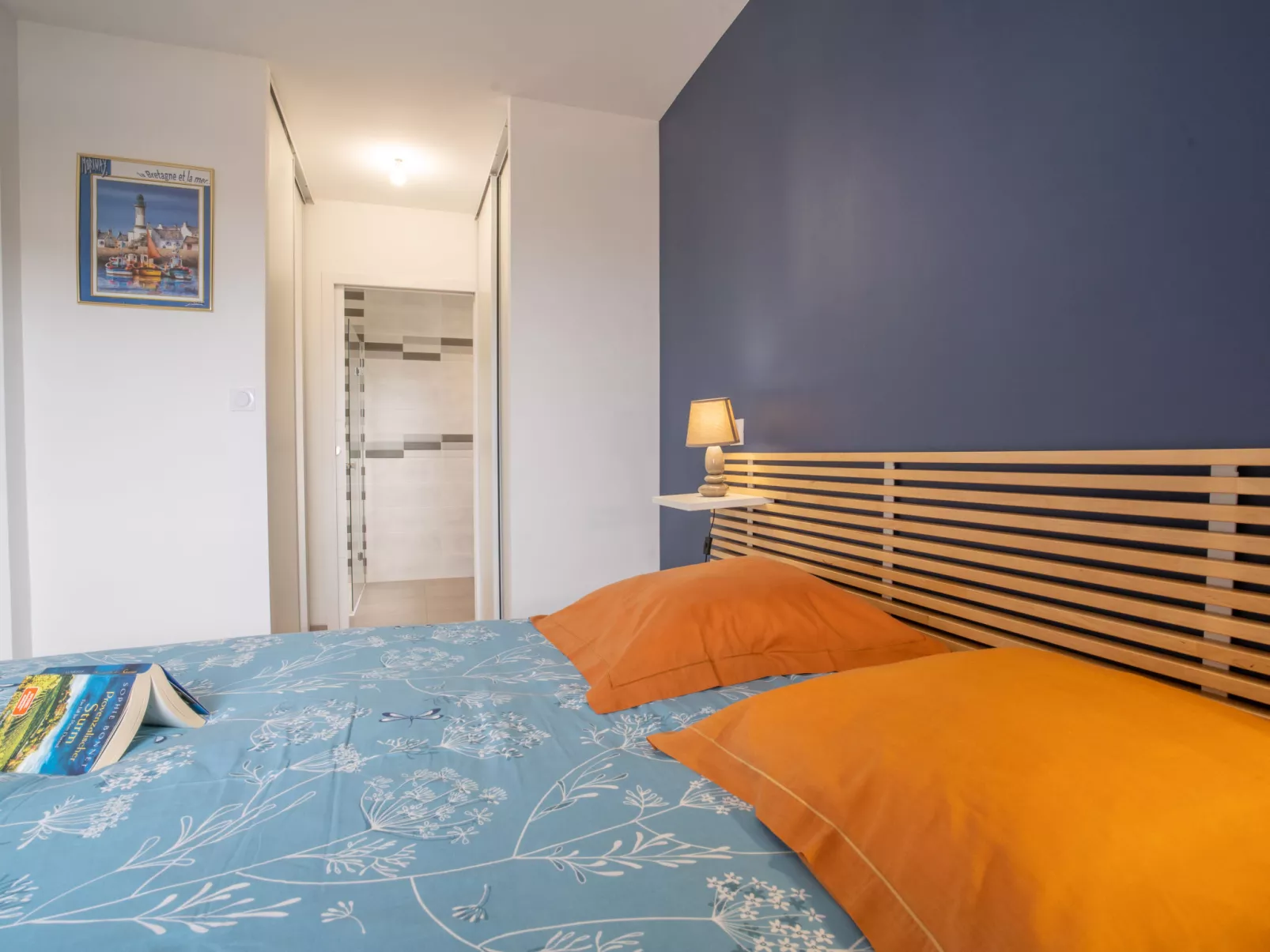 Les Agapanthes-Inside