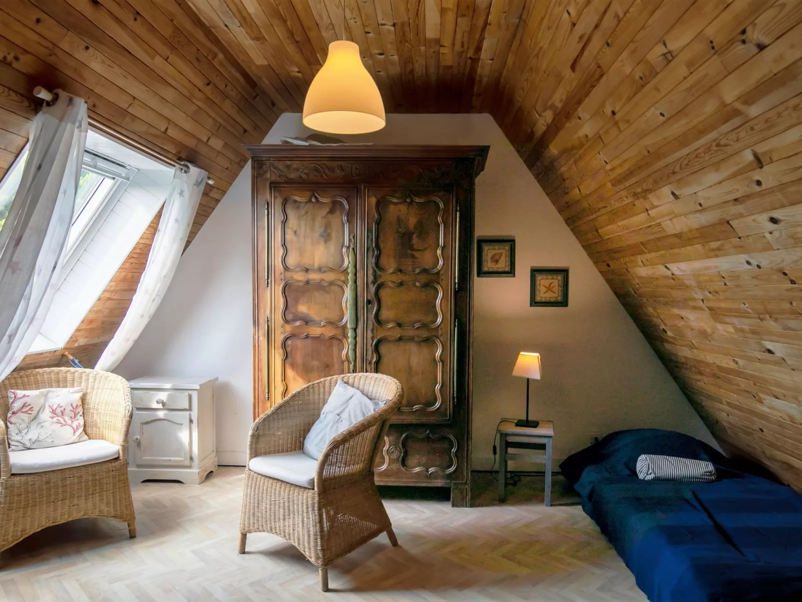 Le Voilier-Inside