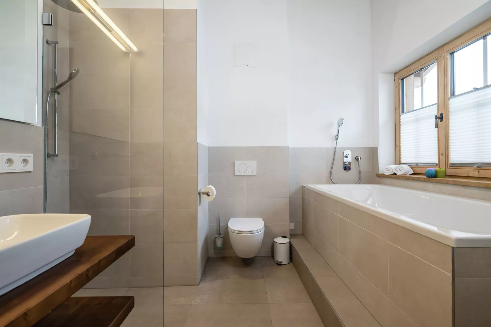 Chalet Lindelodge-Bathroom