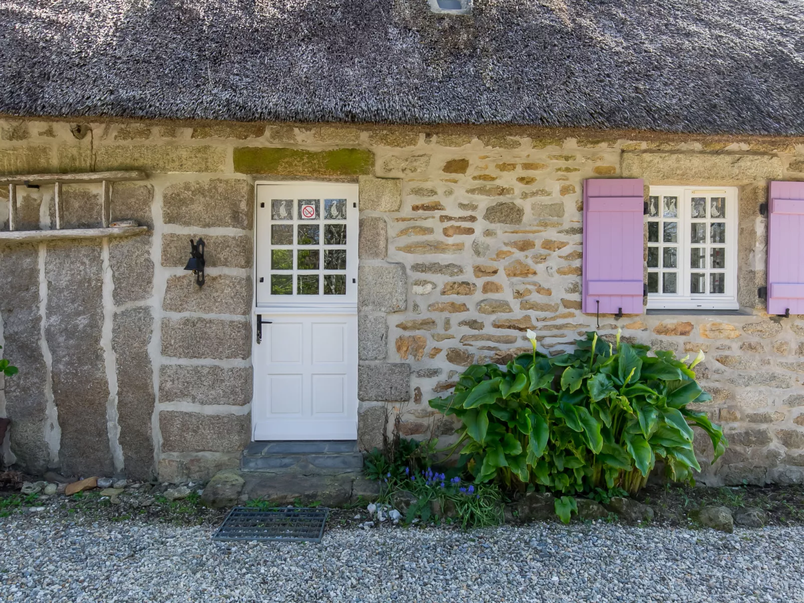 Chaumiere Natelliou-Dehors