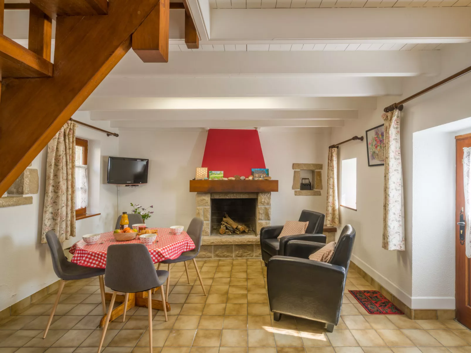Chez Jeanne-Inside