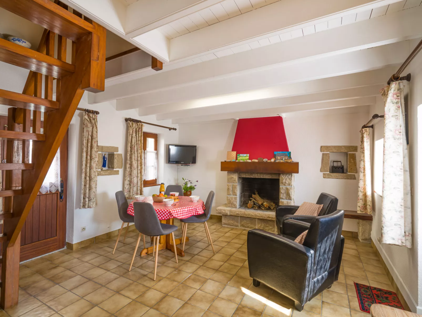 Chez Jeanne-Inside