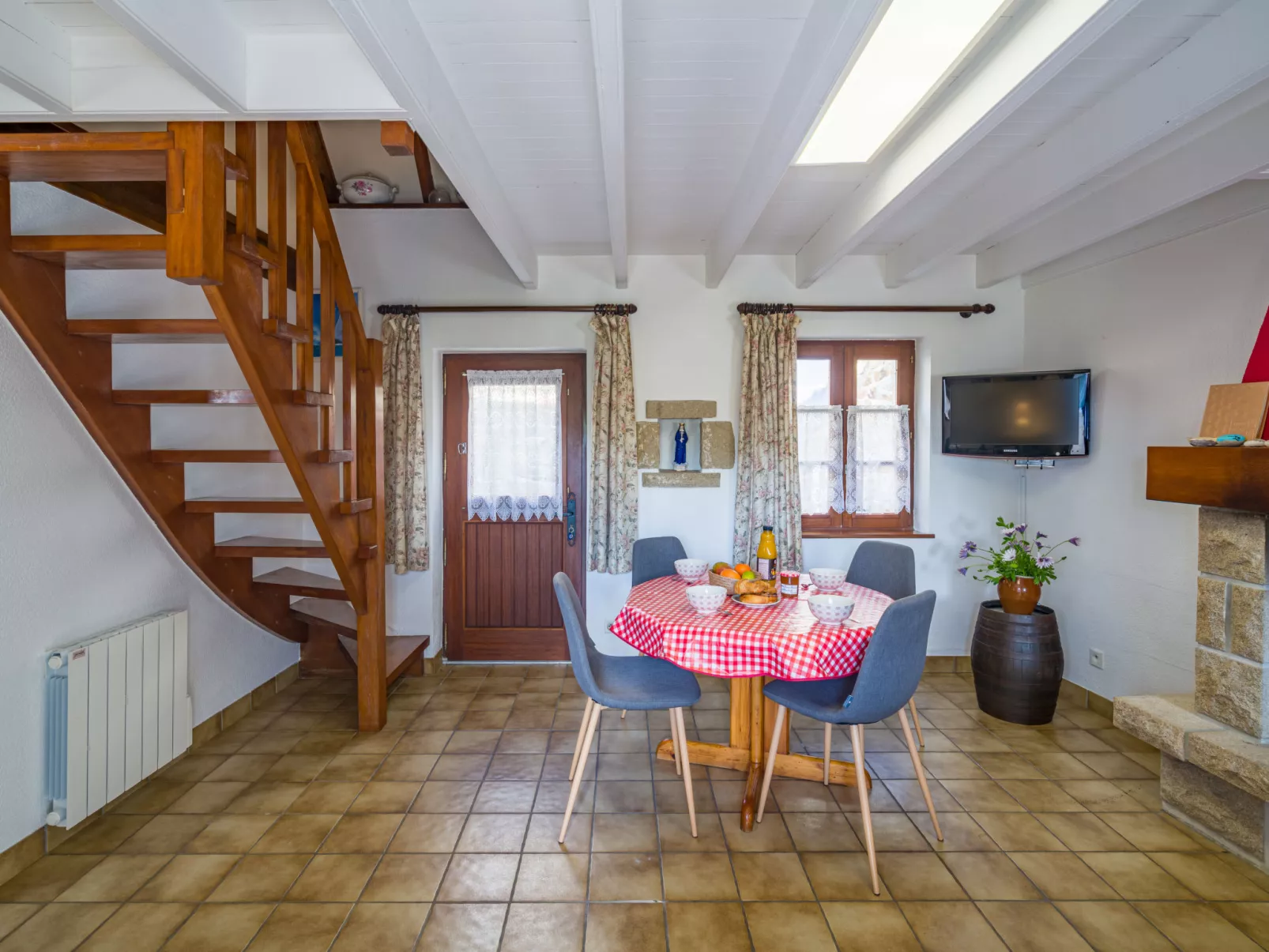 Chez Jeanne-Inside