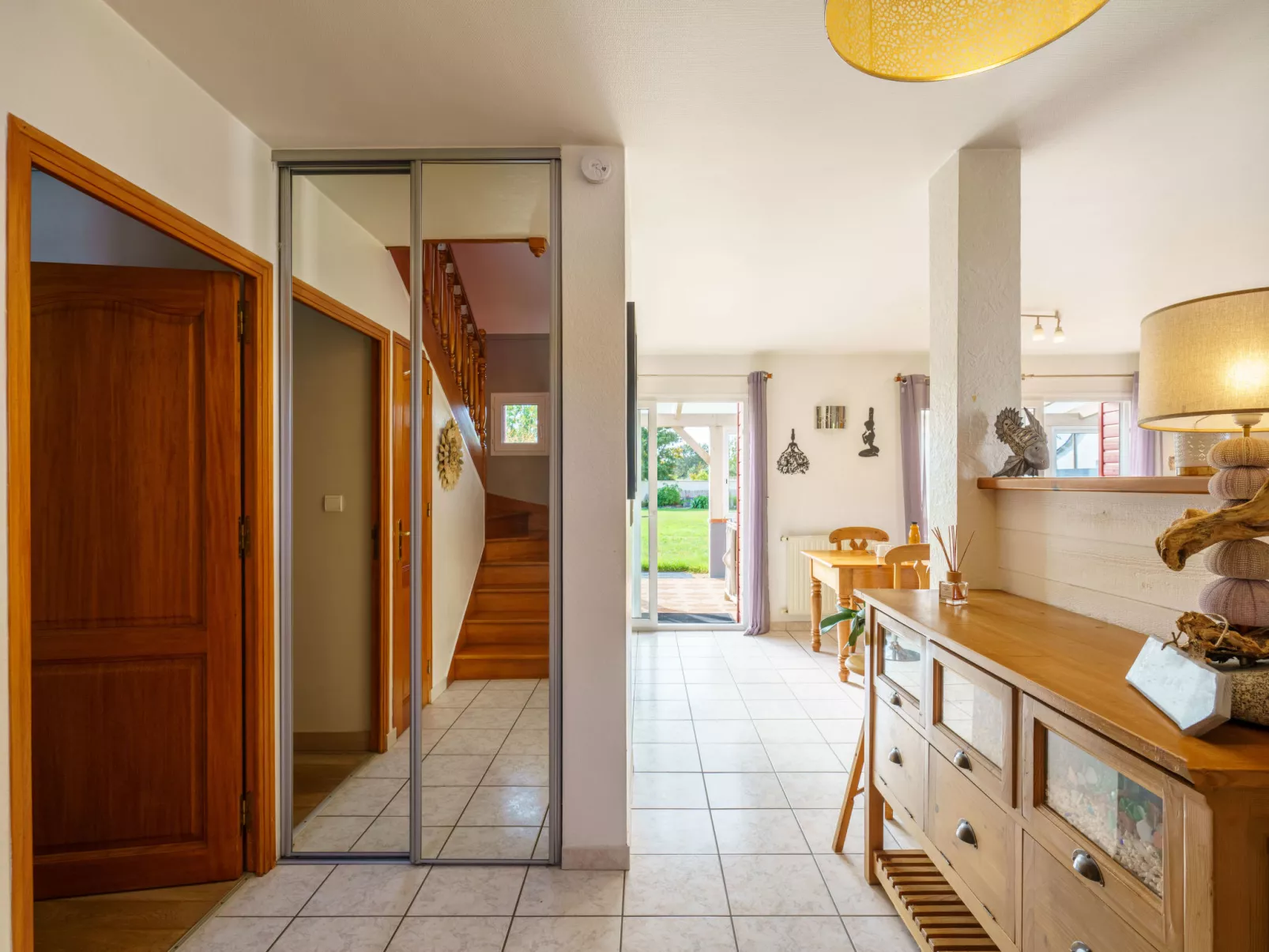Guiriden-Inside