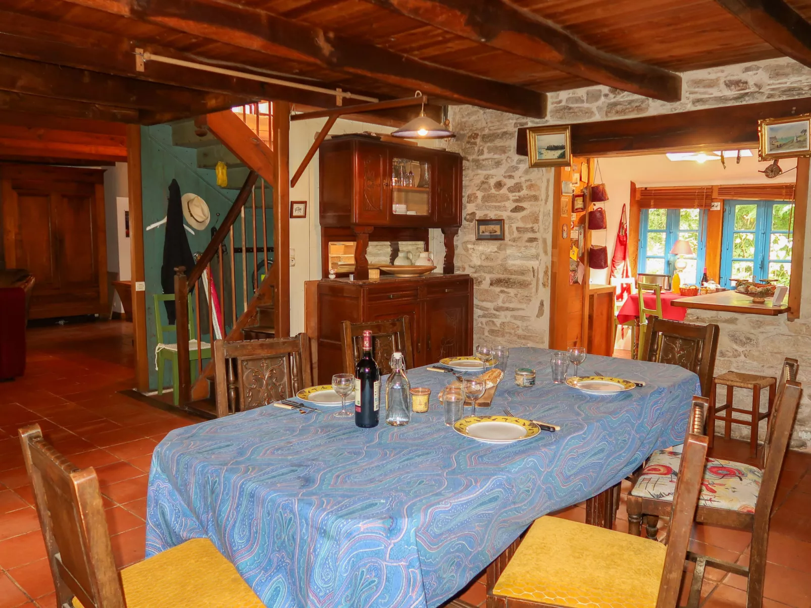 Le Petit Poirier-Inside