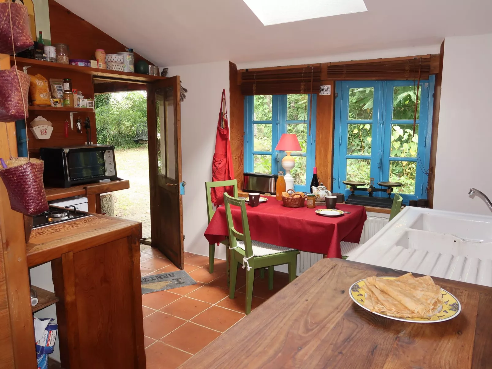 Le Petit Poirier-Inside
