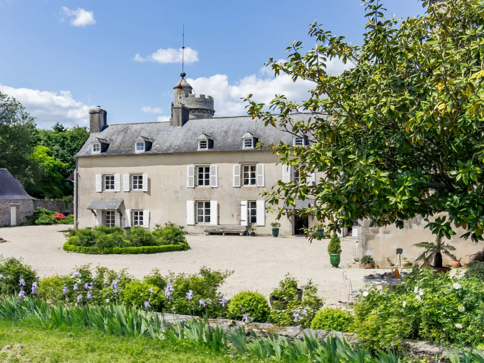 Penguilly-Draußen