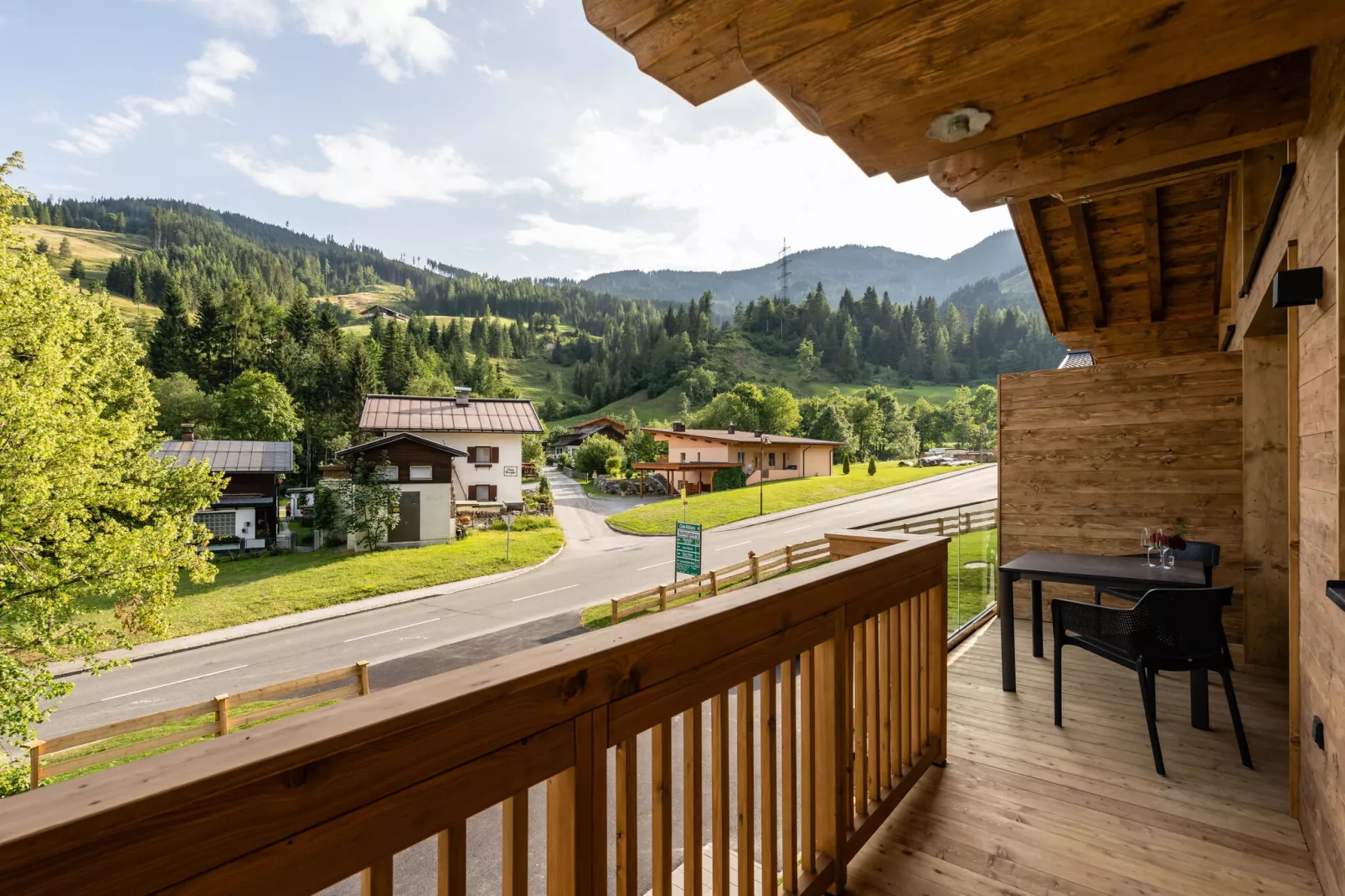 Tauernlodge Mühlbach 6B-View summer