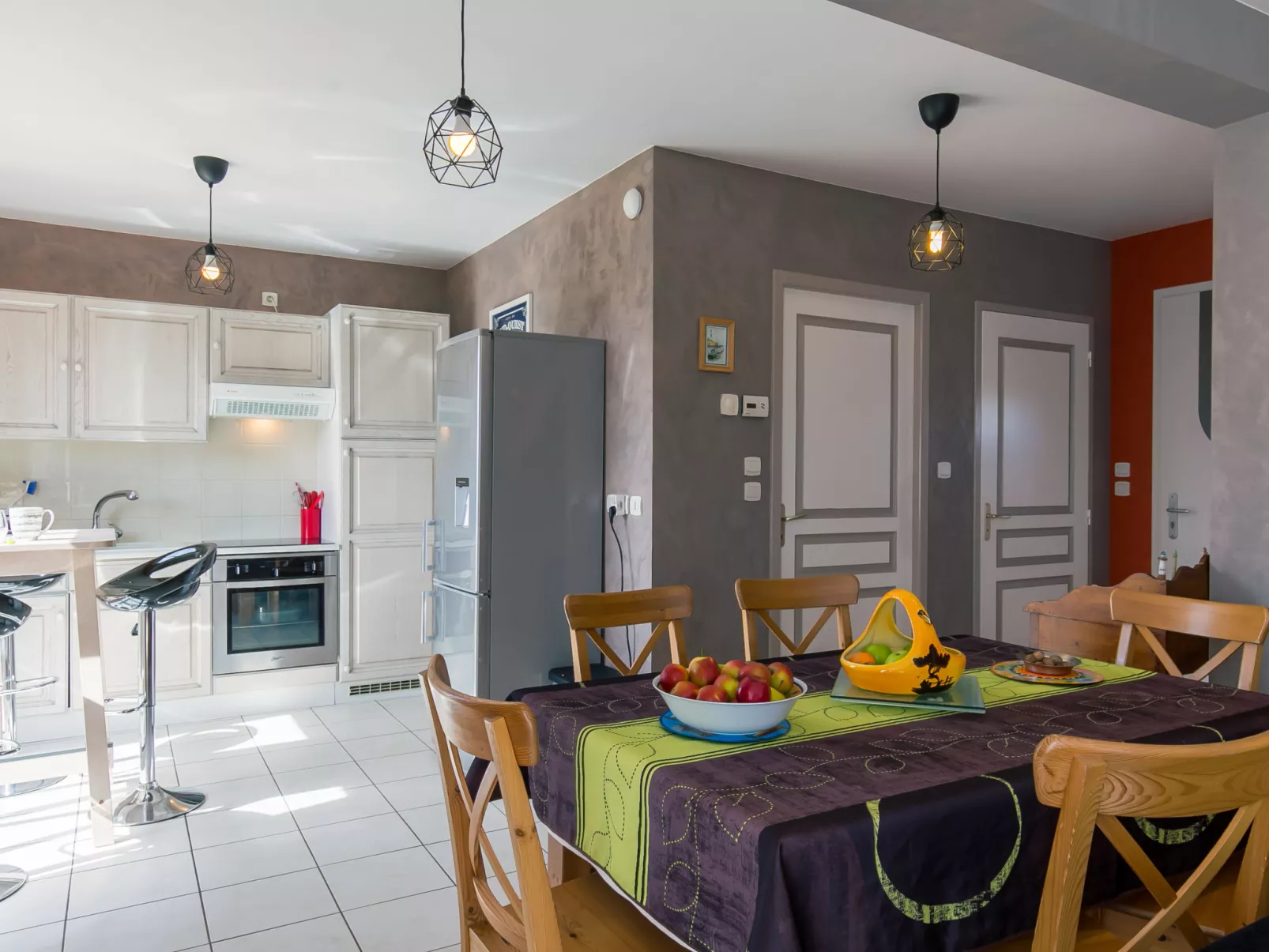 Portsall Paradise-Inside