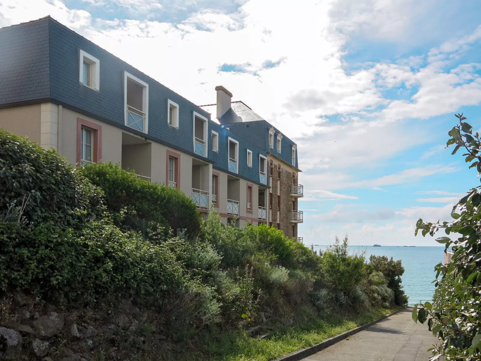 Reine Marine- T2 SUD-Outside