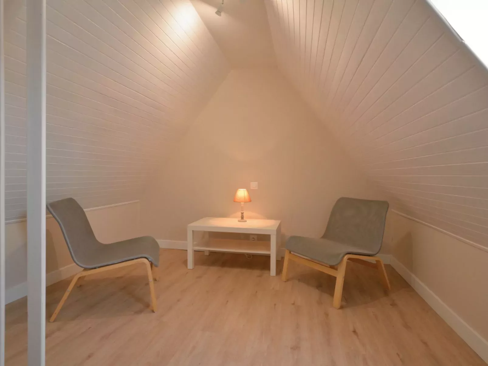 Les Agapanthes-Inside