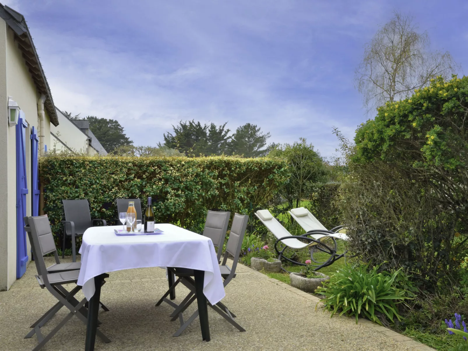 Charme des Govelins-Outside