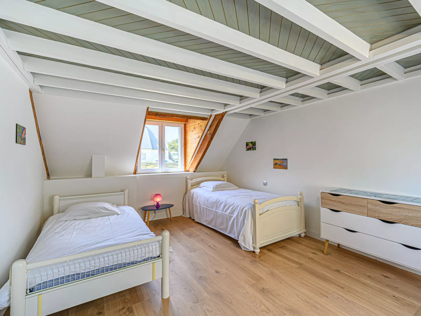 Le Trion-Inside