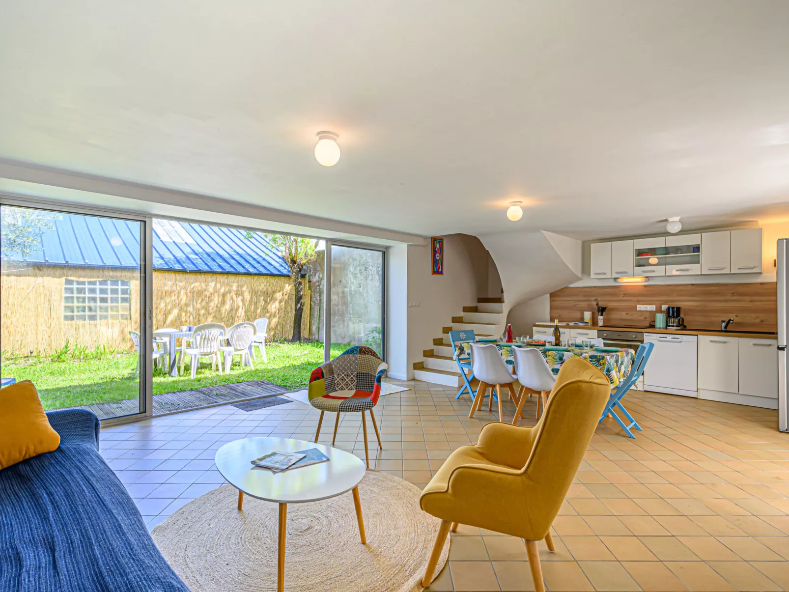 Le Trion-Inside