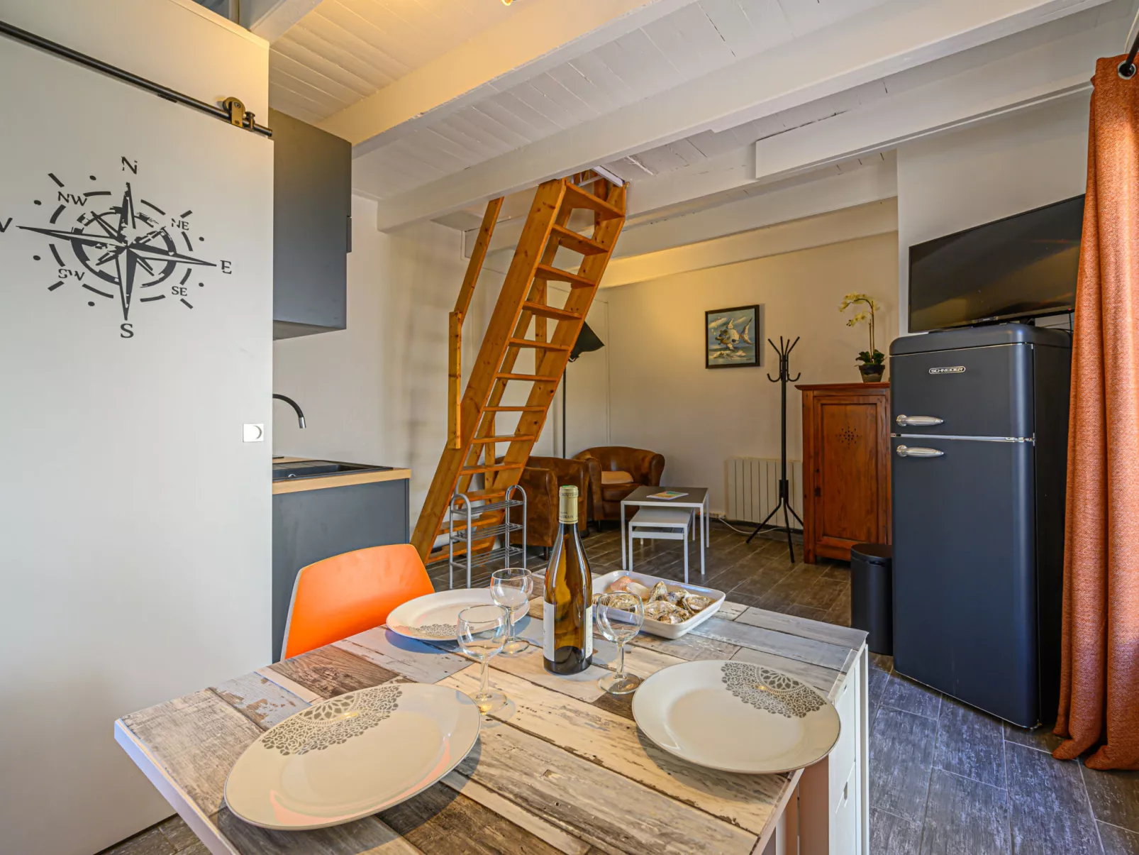 Maison Des Lilas-Inside