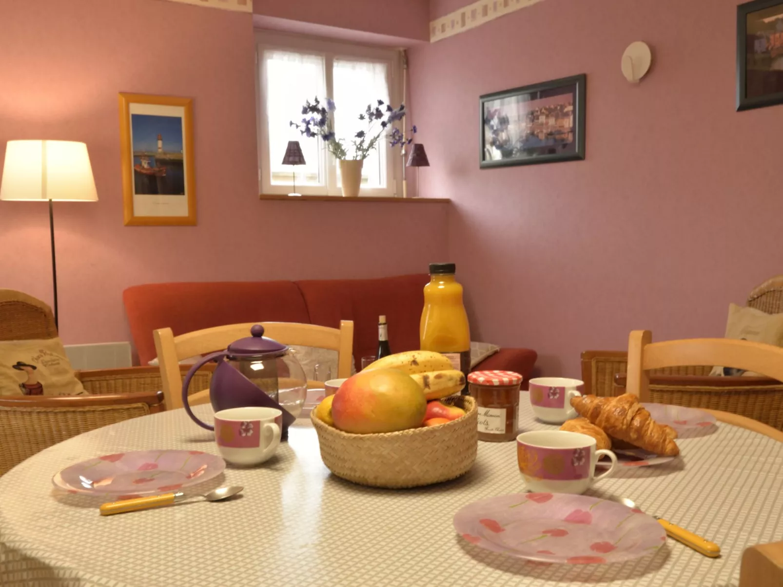 Houat-Inside