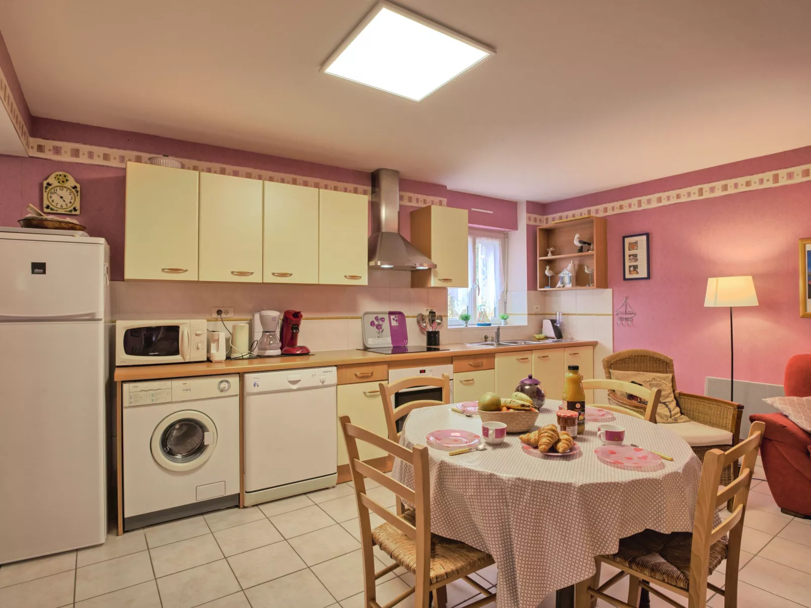 Houat-Inside