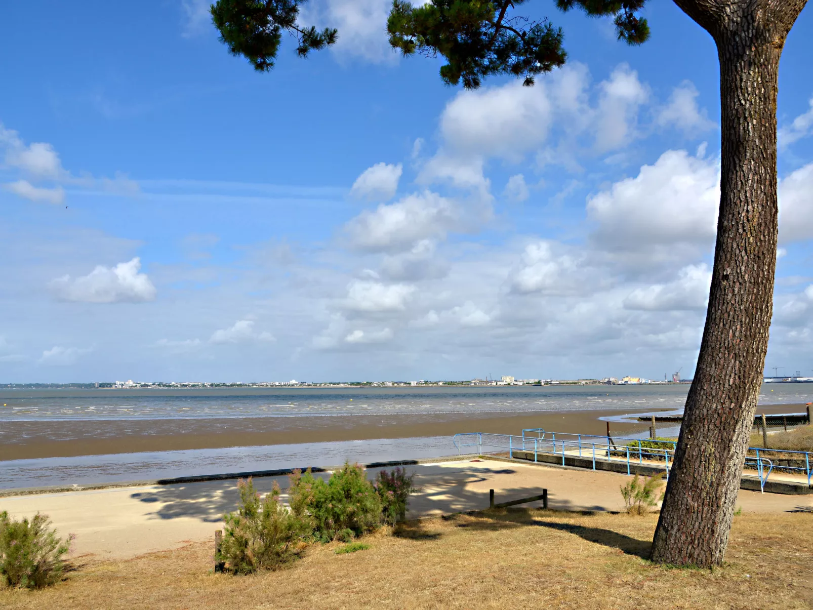 Indigo-Vue Mer et Piscine chauffée-Area