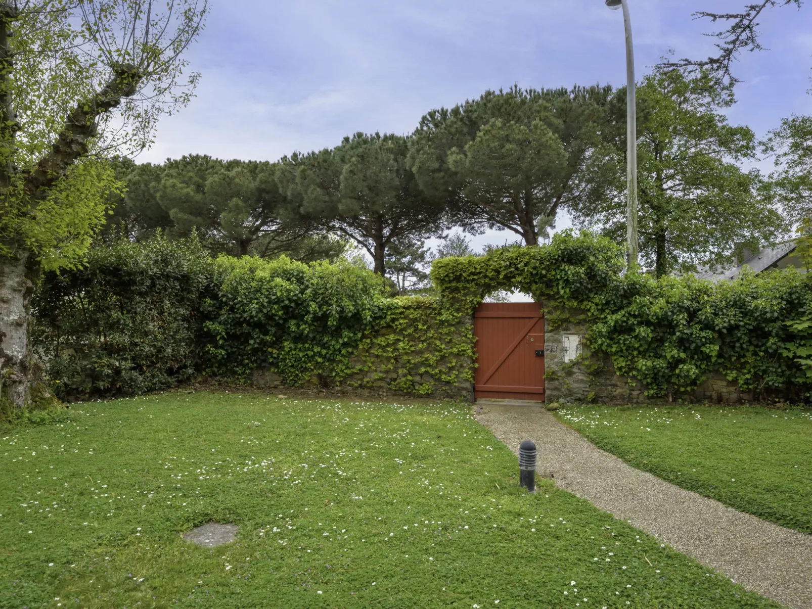 Charme de Villès Martin-Outside