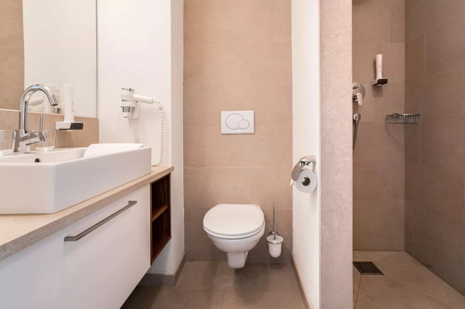 Tauernresidence Radstadt 1-Bathroom