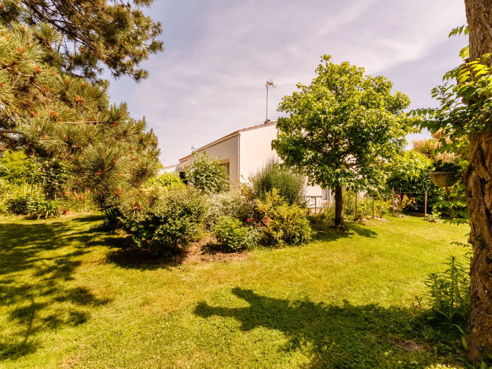 Villa Les Cygnes-Outside
