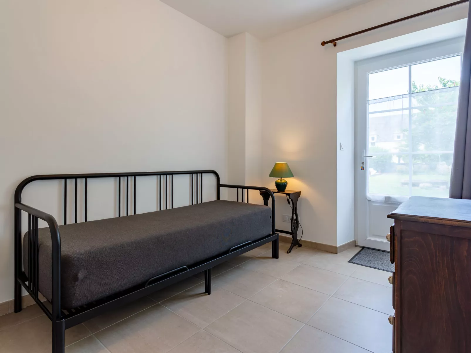 Maison Sainte Claire-Inside