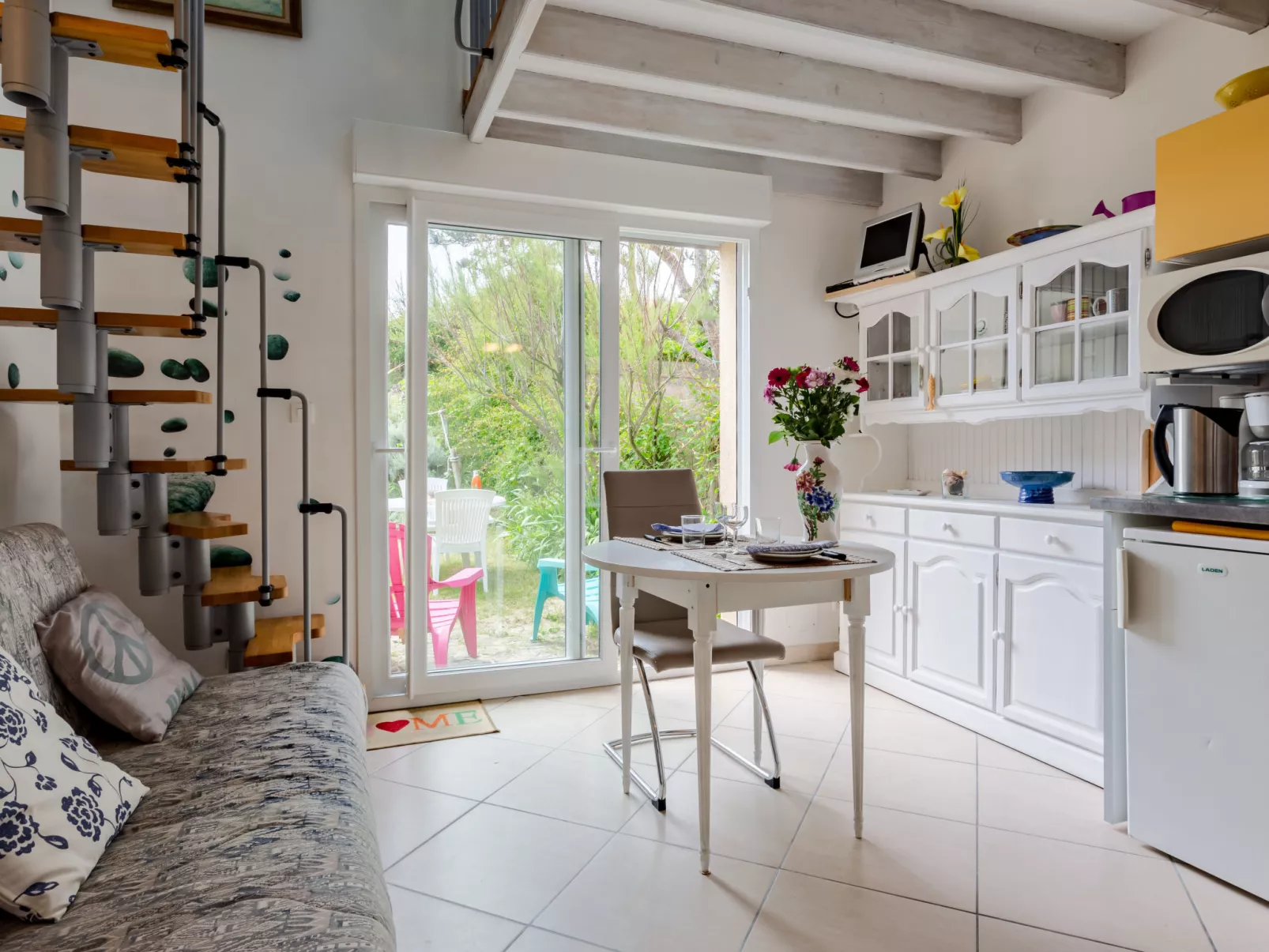 La Plage-Inside