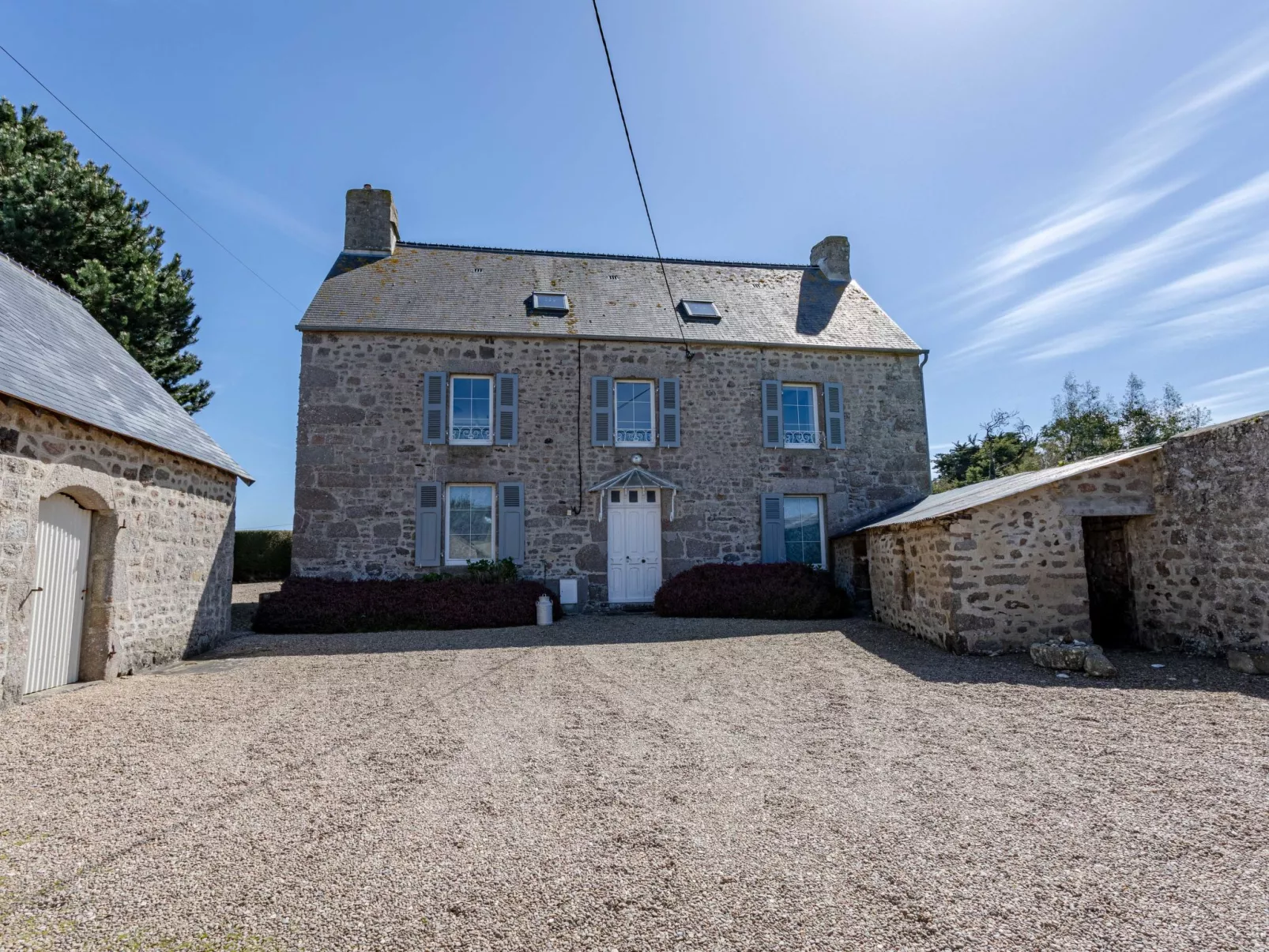 La Ferme du Manoir-Outside